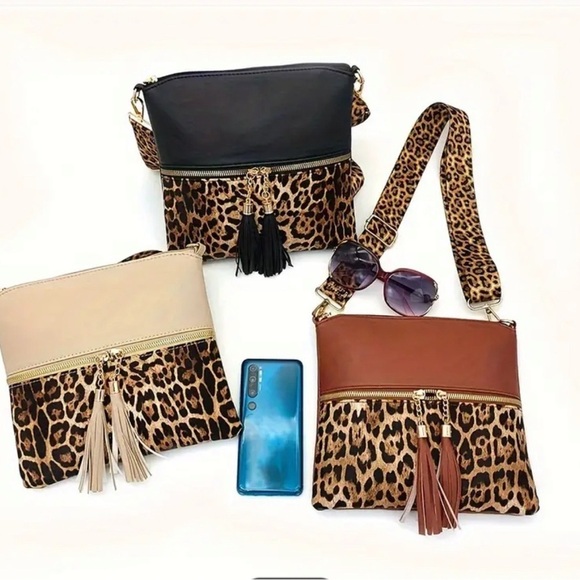 NWOT Absolutely perfect Crossbody/shoulder bag leopard with tassel detail black - Picture 6 of 6
